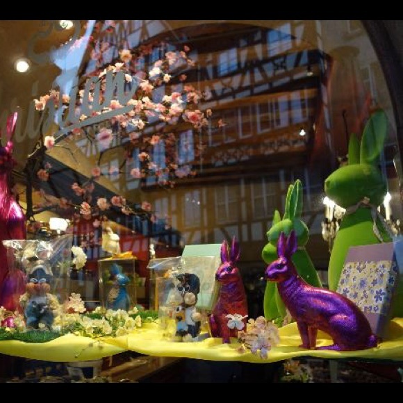 HAPPY EASTER PEACE ON EARTH - Picture 1 of 4